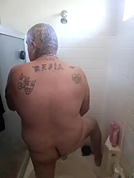 B1GLO online show from November 2025 06:17:01 PM