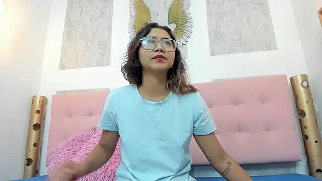 Snapshot of SamanthaFox_8 chatting on October 2025 10:49:02 AM SamanthaFox 8 online show from October 2025 10:49:02 AM