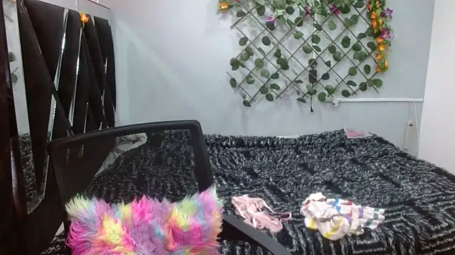 Melani ebony online show from March 2026 01:49:01 PM