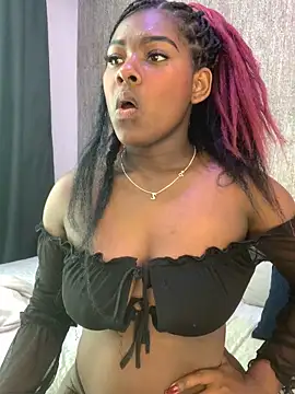 Snapshot of KarinaFlowers_ chatting on November 2025 12:31:02 PM KarinaFlowers online show from November 2025 12:31:02 PM