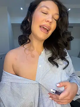 ClaraPasssion online show from December 2025 06:36:01 PM