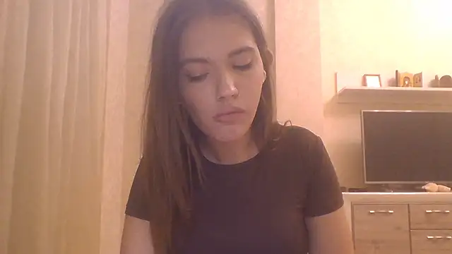 Snapshot of CeyaLier chatting on October 2025 05:46:01 PM CeyaLier online show from October 2025 05:46:01 PM