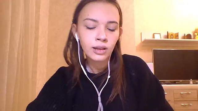 Snapshot of CeyaLier chatting on December 2025 07:09:01 PM CeyaLier online show from December 2025 07:09:01 PM