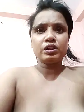 Snapshot of Megla879 chatting on October 2025 07:36:02 PM Megla879 online show from October 2025 07:36:02 PM