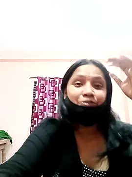 Snapshot of Megla879 chatting on November 2025 01:55:02 PM Megla879 online show from November 2025 01:55:02 PM