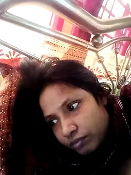 Snapshot of Megla879 chatting on November 2025 12:53:02 AM Megla879 online show from November 2025 12:53:02 AM