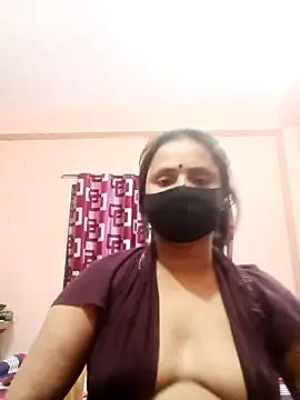 Snapshot of Megla879 chatting on November 2025 05:12:01 PM Megla879 online show from November 2025 05:12:01 PM