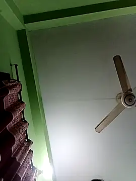 Snapshot of Megla879 chatting on November 2025 03:12:02 PM Megla879 online show from November 2025 03:12:02 PM