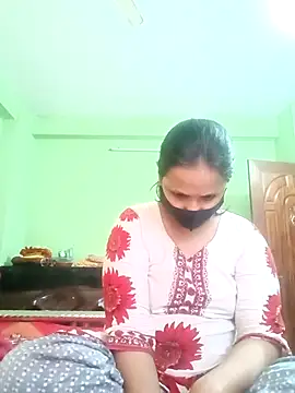 Snapshot of Megla879 chatting on November 2025 05:29:01 AM Megla879 online show from November 2025 05:29:01 AM