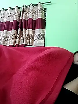 Snapshot of Megla879 chatting on November 2025 09:47:02 PM Megla879 online show from November 2025 09:47:02 PM