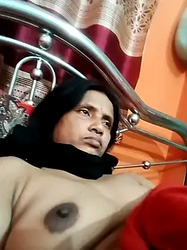 Snapshot of Megla879 chatting on December 2025 11:21:02 PM Megla879 online show from December 2025 11:21:02 PM