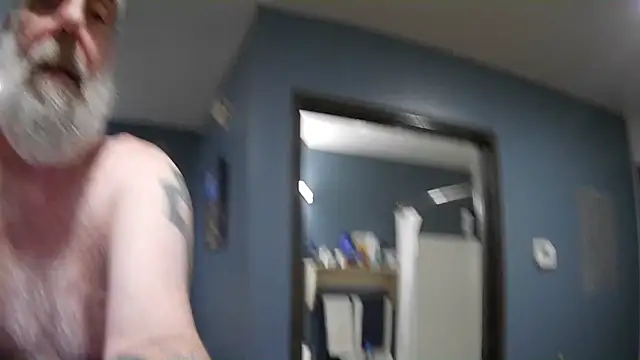 Snapshot of Fuck-Buddy-4U chatting on October 2025 12:17:02 PM Fuck-Buddy-4U online show from October 2025 12:17:02 PM