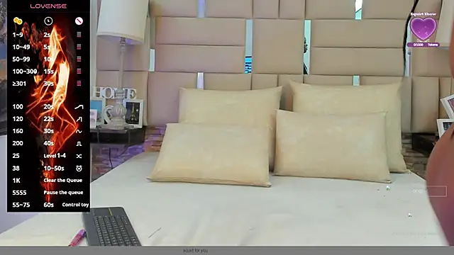 Snapshot of BeverlyMadison_ chatting on October 2025 12:39:02 PM BeverlyMadison online show from October 2025 12:39:02 PM