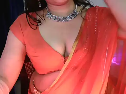 Snapshot of Royal_zara chatting on October 2025 03:24:01 PM Royal zara online show from October 2025 03:24:01 PM