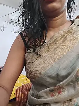 Snapshot of Janu-hasena chatting on June 2026 02:51:01 AM Janu-hasena online show from June 2026 02:51:01 AM