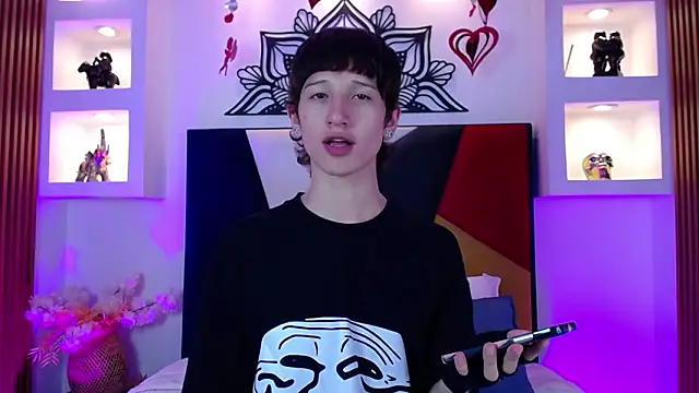 Snapshot of Emo_Boy_ chatting on February 2026 08:05:01 PM Emo Boy online show from February 2026 08:05:01 PM