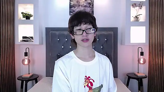 Snapshot of Emo_Boy_ chatting on March 2026 08:13:01 PM Emo Boy online show from March 2026 08:13:01 PM