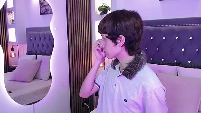 Emo Boy  online show from May 2026 08:39:01 PM