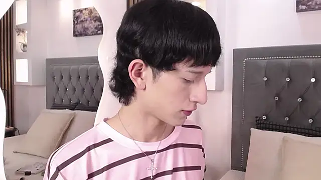 Emo Boy  online show from June 2026 08:13:02 PM
