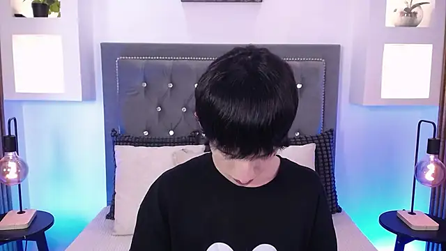 Emo Boy  online show from June 2026 09:50:01 PM