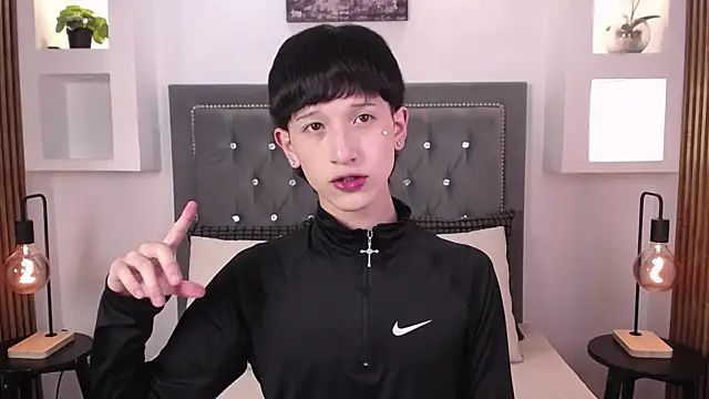 Emo Boy  online show from June 2026 08:48:01 PM
