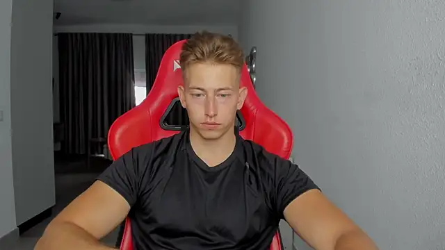 Snapshot of find0m_master chatting on November 2025 05:48:02 PM find0m master online show from November 2025 05:48:02 PM