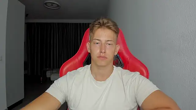 Snapshot of find0m_master chatting on November 2025 09:15:01 PM find0m master online show from November 2025 09:15:01 PM