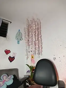 Emilycollei online show from June 2026 02:58:01 AM