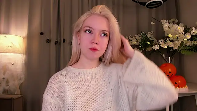 Snapshot of TinaStevenson chatting on October 2025 10:22:02 PM TinaStevenson online show from October 2025 10:22:02 PM