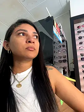 oralin online show from October 2025 11:51:02 AM