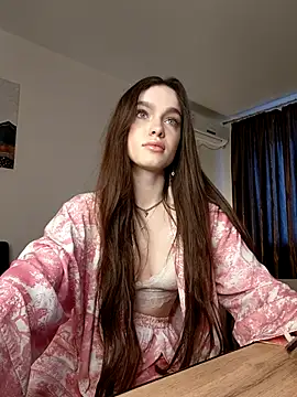 MayaGlow online show from February 2026 05:59:02 AM