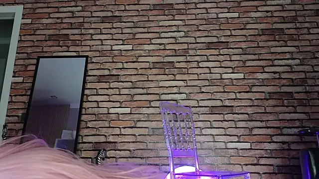 Snapshot of saya_li1 chatting on October 2025 06:37:01 PM saya li1 online show from October 2025 06:37:01 PM