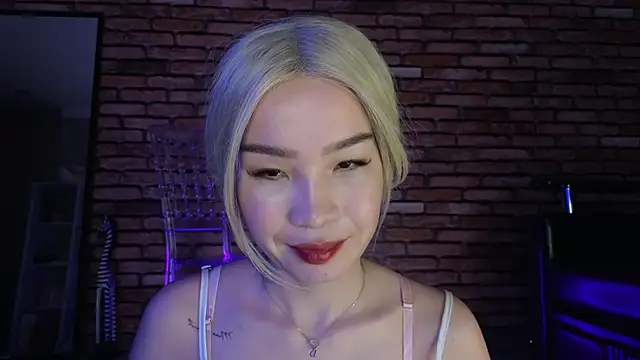 Snapshot of saya_li1 chatting on November 2025 07:46:02 PM saya li1 online show from November 2025 07:46:02 PM