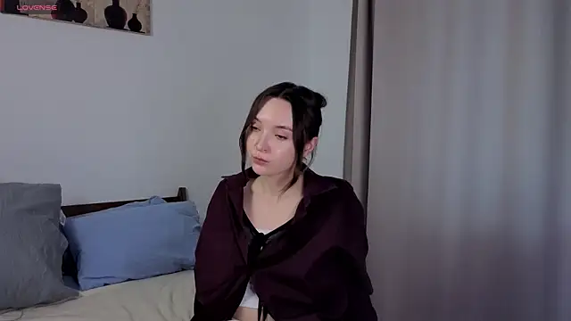 SylviaHamilton online show from October 2025 07:42:02 AM