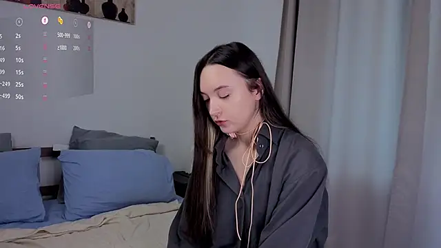 SylviaHamilton online show from October 2025 08:15:02 AM