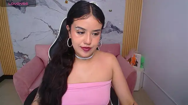 Snapshot of ailyn_ch1 chatting on October 2025 10:21:01 PM ailyn ch1 online show from October 2025 10:21:01 PM