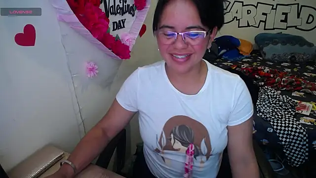 Miss  kendra  online show from June 2026 01:56:01 PM