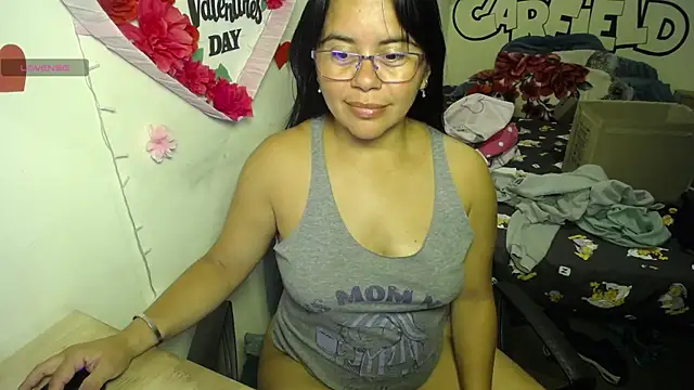 Miss  kendra  online show from June 2026 12:53:02 AM