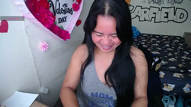 Miss  kendra  online show from June 2026 01:04:01 PM