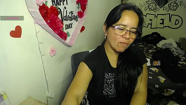 Miss  kendra  online show from July 2026 01:27:01 AM
