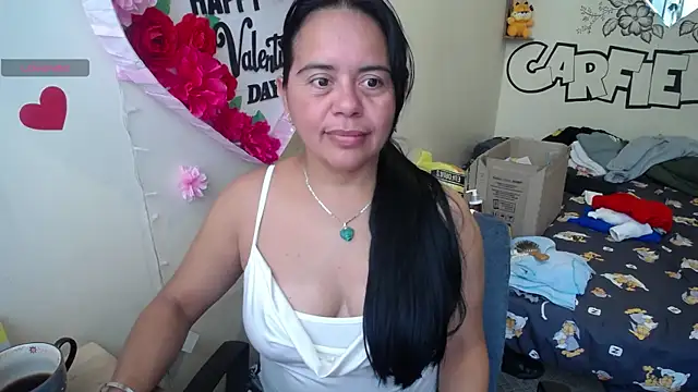 Miss  kendra  online show from July 2026 04:31:01 PM