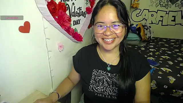 Miss  kendra  online show from August 2026 01:27:01 AM
