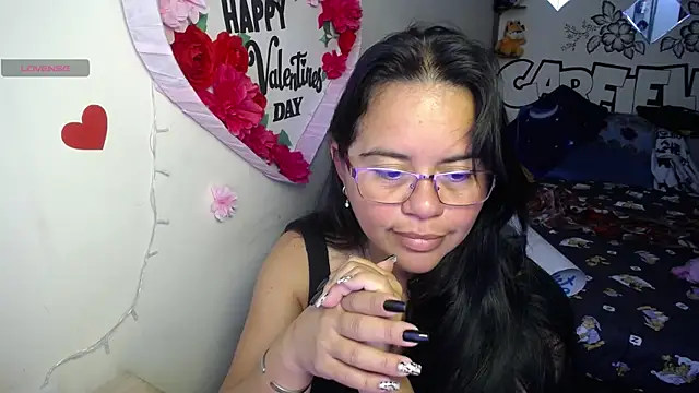 Miss  kendra  online show from August 2026 01:36:01 PM