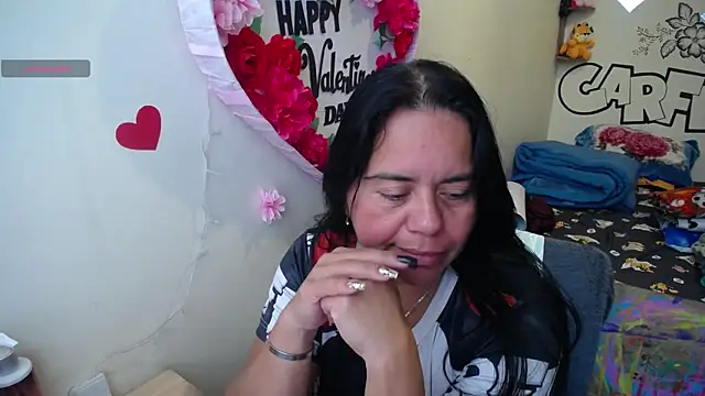 Miss  kendra  online show from August 2026 04:42:02 PM