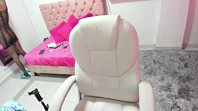 Snapshot of thianahorny chatting on November 2025 12:38:02 PM thianahorny online show from November 2025 12:38:02 PM