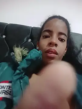 Snapshot of thianahorny chatting on November 2025 10:25:02 AM thianahorny online show from November 2025 10:25:02 AM