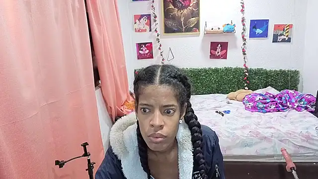 thianahorny online show from June 2026 12:42:01 PM