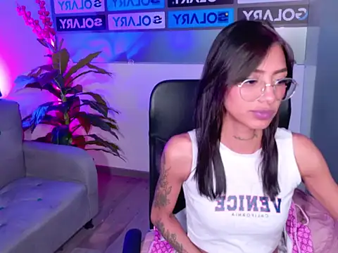 Snapshot of KarlaSlutSkinny__ chatting on October 2025 02:14:02 PM KarlaSlutSkinny online show from October 2025 02:14:02 PM