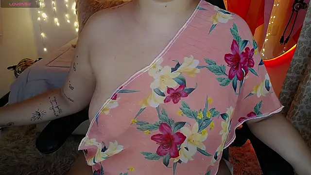 Snapshot of krishnaveni__ chatting on October 2025 11:54:02 AM krishnaveni online show from October 2025 11:54:02 AM