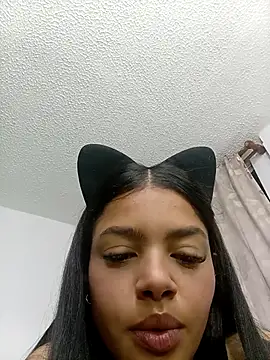 Snapshot of MeganHillss chatting on November 2025 06:58:01 AM MeganHillss online show from November 2025 06:58:01 AM